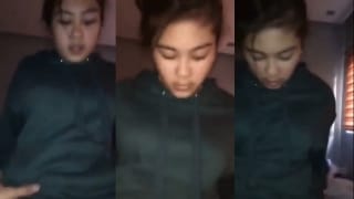 Bokep bocil smp memek di hajar sampe bunyi pok pok